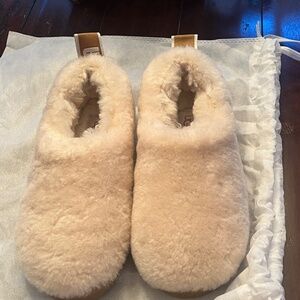 UGG Tasman Clog Sherpa Slipper Booties